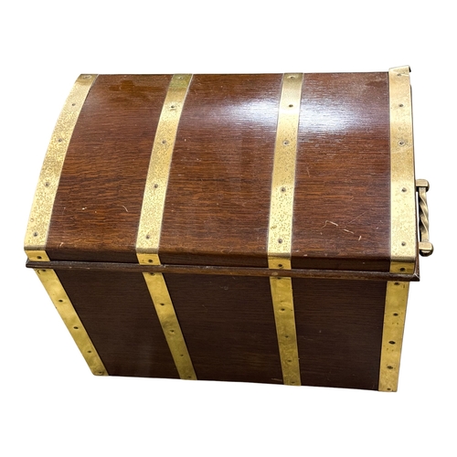 DOUBLE HANDLED WOOD AND BRASS COAL BUCKET, H:23