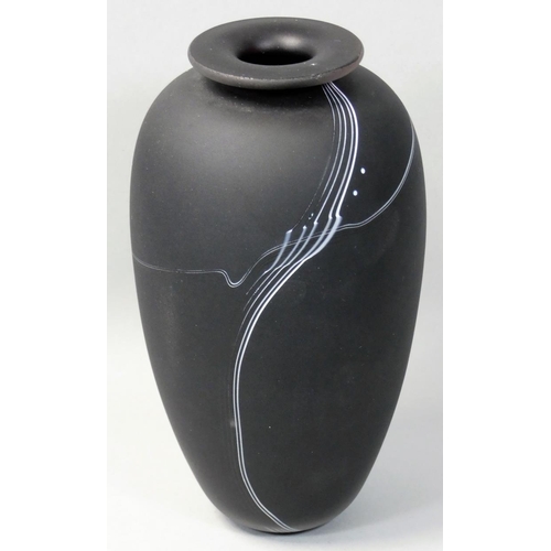 117 - Deborah Fladgate (b.1957), a contemporary vase with flattened flared rim, etched makers name to the ... 