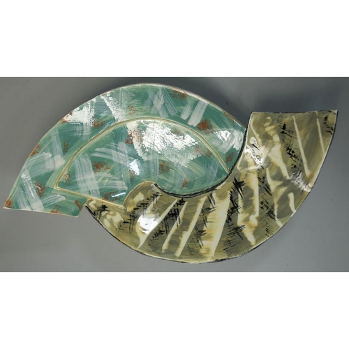 153 - Carol McNicoll (b.1943), an unusual split ceramic bowl, in the form of two interwoven arches, painte... 