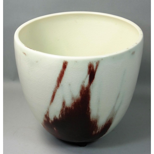 179 - Christine-Ann Richards (b.1949), a studio pottery vase with a crackle glaze, red Sang de boeuf splas... 