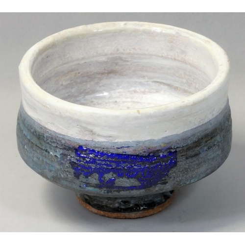 188 - Robin Welch (1936-2019), a stoneware chawan, of cylindrical form, painted with shades of blue on an ... 