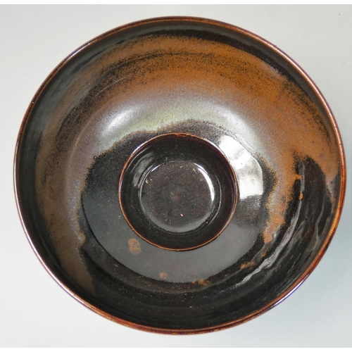 91 - Chris Carter (b.1945), a porcelain brown glazed bowl, with trailing spiral pattern, no makers mark, ... 