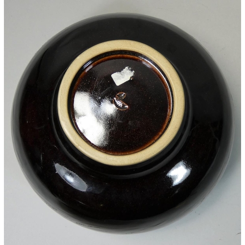 91 - Chris Carter (b.1945), a porcelain brown glazed bowl, with trailing spiral pattern, no makers mark, ... 