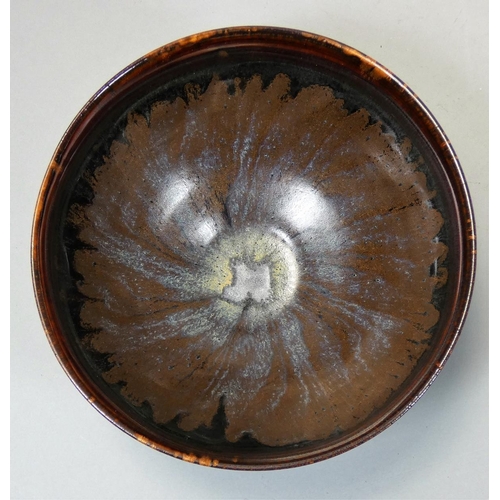 92 - Chris Carter (b.1945), a porcelain brown glazed bowl, with trailing spiral design, no makers mark, d... 