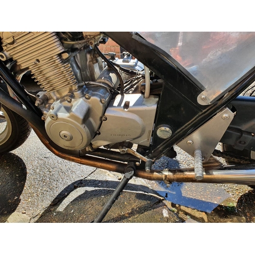 1035 - 1998 Honda CB 500, 499 cc. Registration number S865 JNW. Frame number ZDCPC32A0WF204329. Engine numb... 