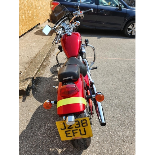 1034 - 1992 Honda VT600, Shadow, 583 cc.  Registration number J238 EFU. Frame number JH2PC2101NM300002. Eng... 