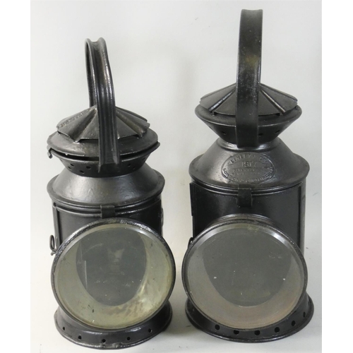 73 - A pair of railway signalling lamps, one by Linley & Co. London and Birmingham, 1917, the other with ... 