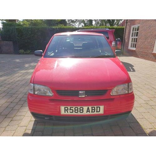 1005 - 1997 Seat Arosa MPI 1.4 Auto, 1390 cc. Registration number R588 ABD. Chassis number VSSZZZ6HZWW00682... 