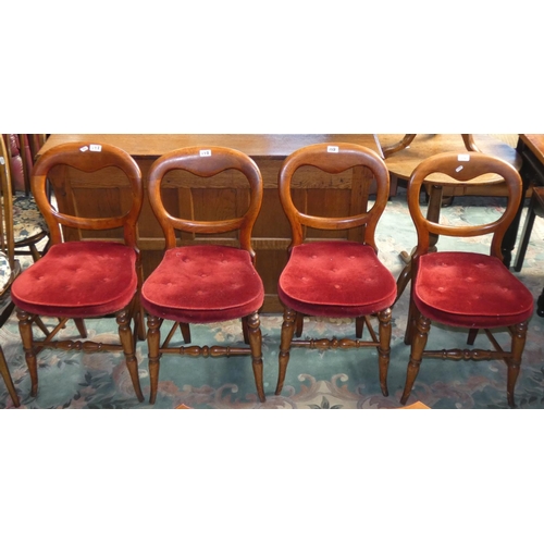 178 - A set of 4 Victorian mahogany balloon back dining chairs (4).