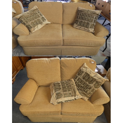 190 - A Mark's & Spencer 2 piece suite comprising large 2 seater settee approx 185 cm wide and a matching ... 