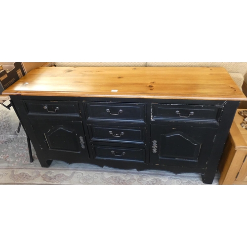 199 - An Bluebone sideboard painted black with stained pine top, 2 side drawers over cupboards and 3 centr... 