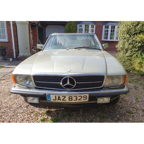 1018 - Mercedes Benz 380 SL R107, 3839cc. Registration number JAZ 8329. Chassis number 107 04522024643. Eng... 