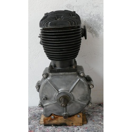 90 - A Raleigh engine, 598 cc, number LSO 32 RAL 1753 598 cc.