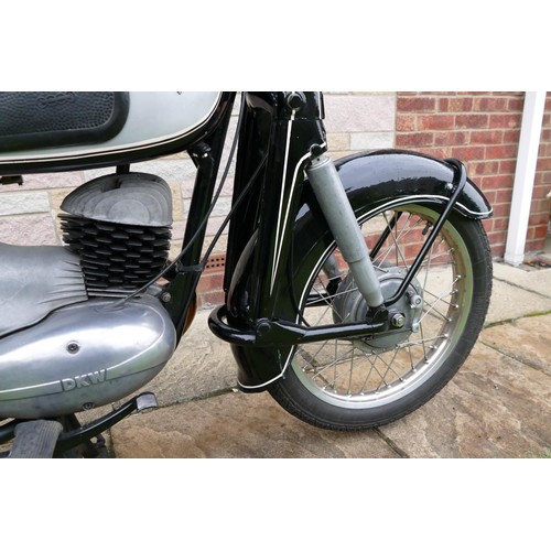 1051 - 1958 DKW RT200VS, 197 cc. Registration number 229 UYM. Frame number 4559080. Engine number 47074752.... 