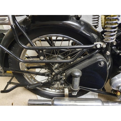 1054 - 1954 Royal Enfield Model G, 350cc. Registration number JVY 308. Frame number G31679. Engine number G... 