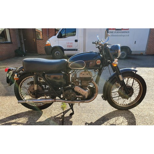 1058 - 1959 Ariel VB, 598 cc. Registration number SFO 860 (non transferable). Frame number CAPR 13700. Engi... 