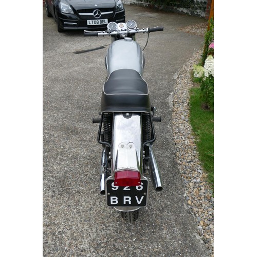 1059 - 1963 Norton Dominator 650SS, 650 cc. Registration number 926 BRV. Frame number 18 - 102157. Engine n... 