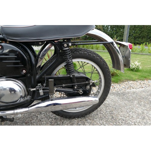 1059 - 1963 Norton Dominator 650SS, 650 cc. Registration number 926 BRV. Frame number 18 - 102157. Engine n... 