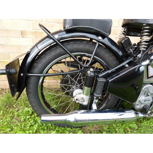 1061 - 1948 Norton ES2, 490 cc. Registration number GBM 240. Frame number (by seat N4 13081 by headstock 14... 