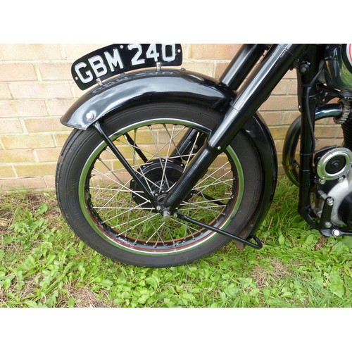 1061 - 1948 Norton ES2, 490 cc. Registration number GBM 240. Frame number (by seat N4 13081 by headstock 14... 