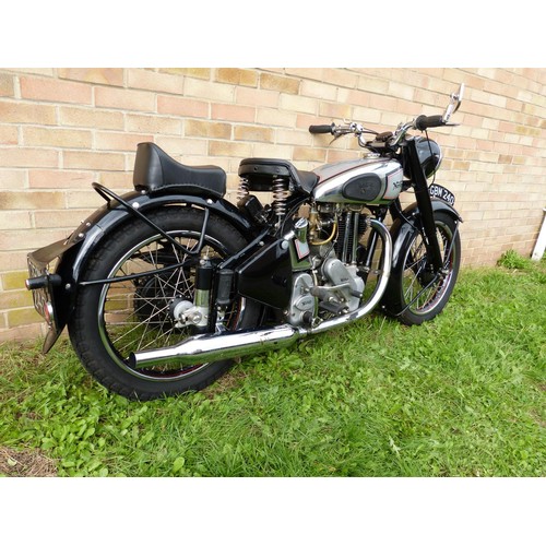 1061 - 1948 Norton ES2, 490 cc. Registration number GBM 240. Frame number (by seat N4 13081 by headstock 14... 