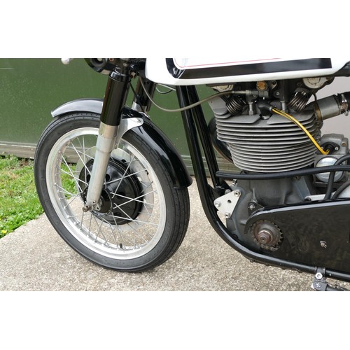 1066 - 1953 Manx Norton, 500 cc. Registration number 751 UYK (non transferrable). Frame number H10M2 50695.... 