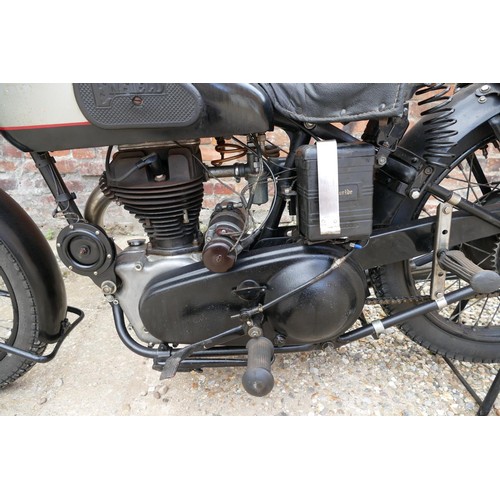 1068 - 1934 Royal Enfield Model B, 249 cc. Registration number WSK 860 (non transferable). Frame number 959... 