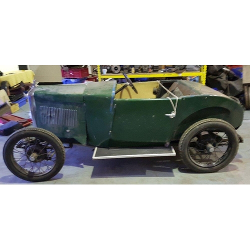 1002 - 1931 Morris Minor 885 cc. Registration number ESV 849. Chassis number SV2553. Engine number 15549, 3... 