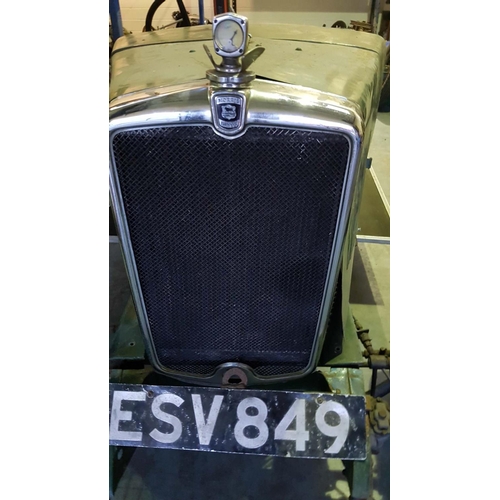 1002 - 1931 Morris Minor 885 cc. Registration number ESV 849. Chassis number SV2553. Engine number 15549, 3... 