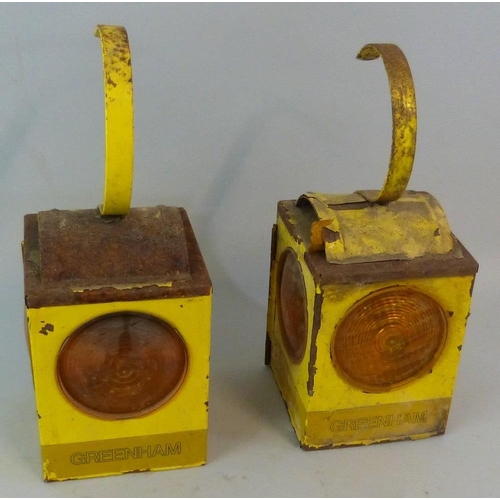 101 - An AGD traffic light, model AGD 201, on stand (untested), together with two yellow warning lamps (3)... 