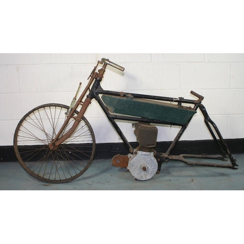 1025 - c.1907/09 Fafnir engine, believed 3.5 hp, unidentified frame and tank. Frame number not found. Engin... 