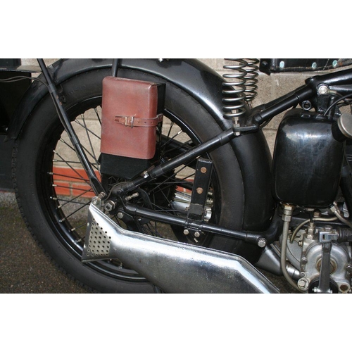 1035 - c. 1930 Velocette KTP, 350 cc. Registration number not registered. Frame number not found. Engine nu... 