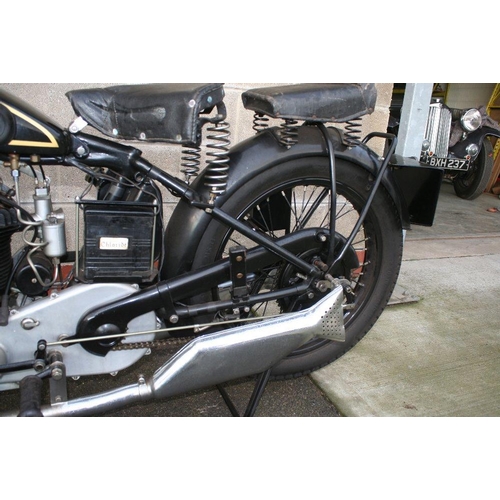 1035 - c. 1930 Velocette KTP, 350 cc. Registration number not registered. Frame number not found. Engine nu... 