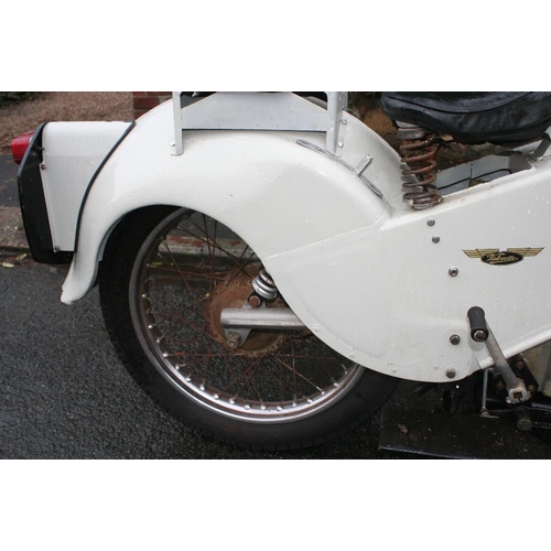 1050 - 1967 Velocette LE200, Mk III, 192 cc. Registration number LRH 914F (not registered with DVLA). Frame... 