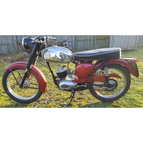 1054 - 1970 BSA Bantam, 175 cc. Registration number HGU 743J. Frame number ND06478 B175. Engine number GD7 ... 