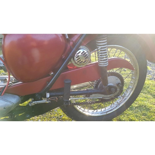 1054 - 1970 BSA Bantam, 175 cc. Registration number HGU 743J. Frame number ND06478 B175. Engine number GD7 ... 