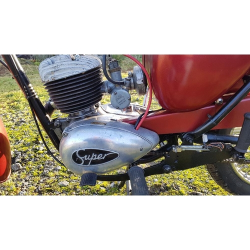 1054 - 1970 BSA Bantam, 175 cc. Registration number HGU 743J. Frame number ND06478 B175. Engine number GD7 ... 