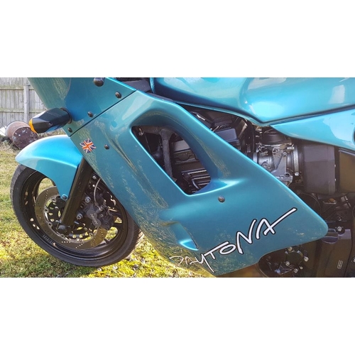 1069 - 1993 Triumph Daytona, 1200 cc. Registration number L787 YJU. Frame number SMTTC354CGP008039. Engine ... 