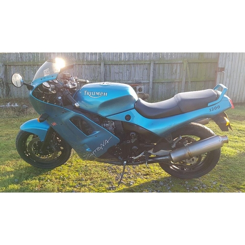 1069 - 1993 Triumph Daytona, 1200 cc. Registration number L787 YJU. Frame number SMTTC354CGP008039. Engine ... 