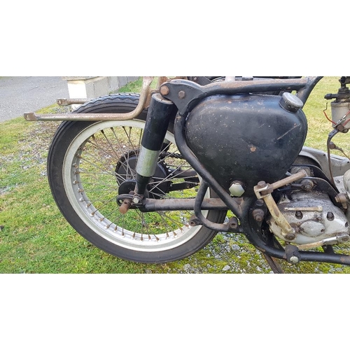 1072 - c.1955/60 BSA Gold Star, Project, 349 cc. Registration number not registered. Frame number CB32 1014... 