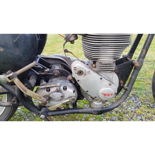 1072 - c.1955/60 BSA Gold Star, Project, 349 cc. Registration number not registered. Frame number CB32 1014... 