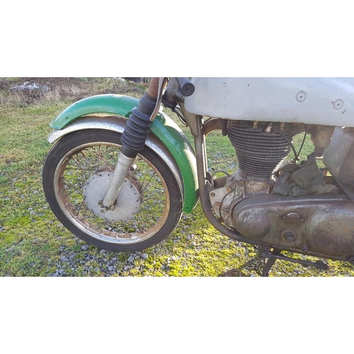 1073 - c. 1957 Norton International, Model 30, Project, 490 cc. Registration number not registered. Frame n... 