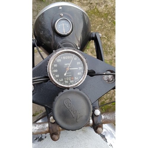 1077 - 1951 Norton ES2, 490 cc. Registration number LRH 969. Frame number E4/ 33089. Engine number E4/33089... 