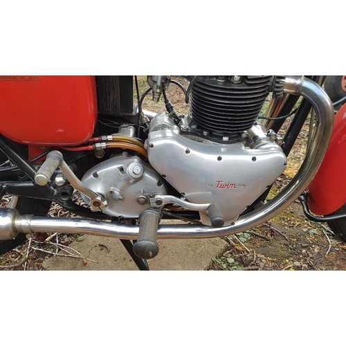 1080 - 1958 Ariel Huntmaster, 650 cc. Registration number XRT 832. Frame number CAPR11436. Engine number ML... 