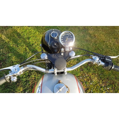 1083 - 1953 BSA Gold Star, 347 cc. Registration number BSJ 237 (non-transferable). Frame number BB32 2480. ... 