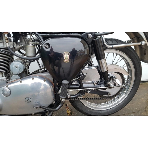 1084 - 1960 BSA Gold Star, Clubman Trim, 500 cc. Registration number 152 MTD. Frame number CB32 9423. Engin... 