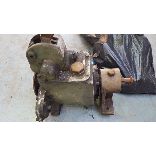 115 - A Citroen 2CV engine, stamped AM 114 98 and two gearboxes, unknown condition (3).