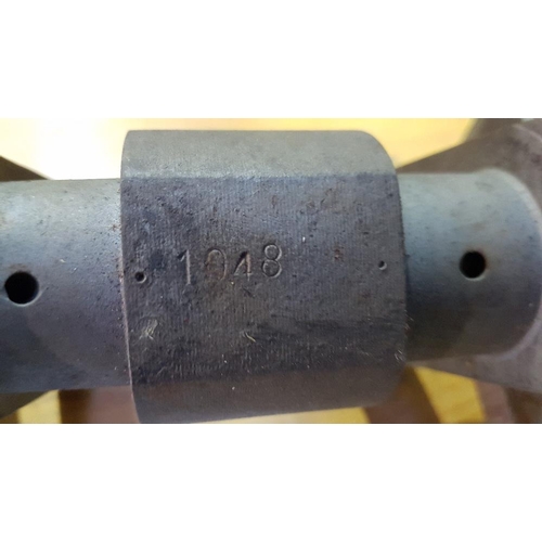 142 - An AC crankshaft, number 1048.