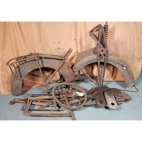 201 - Various Pioneer and Vintage frame parts, some believed Rover.