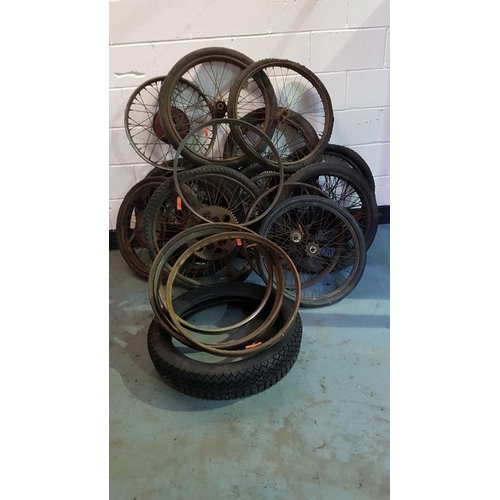 203 - A quantity of mainly vintage and veteran wheels, some beaded edge.